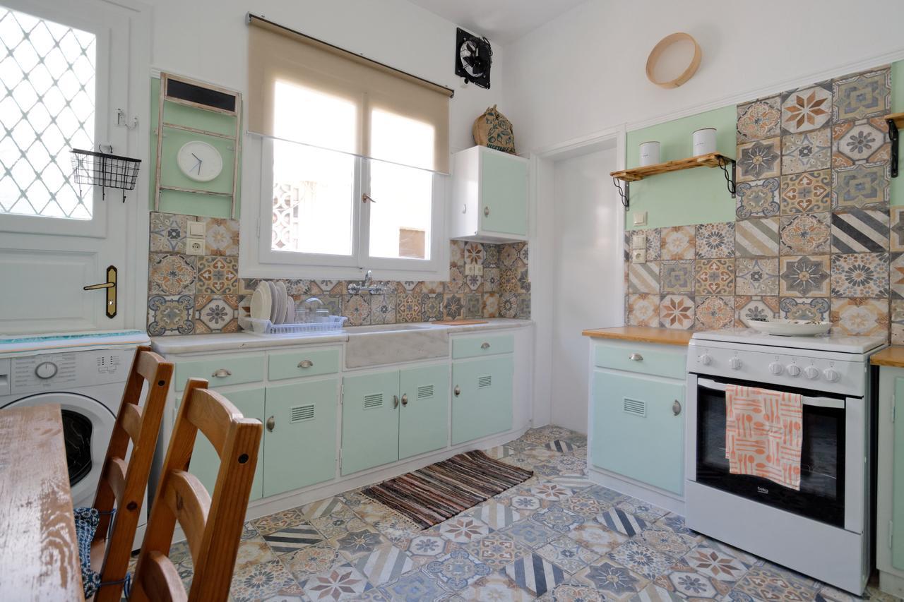 Kosta'S Cottage House Atenas Exterior foto